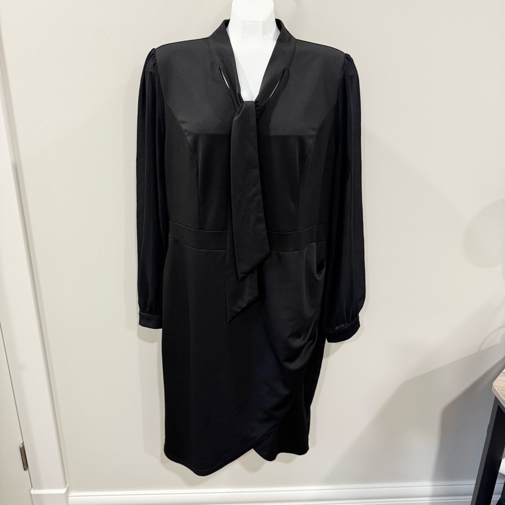Jasambac Dress with Tie